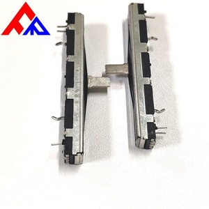 Potentiomètre à tension contrôlée verticale à haute durabilité et excellente qualité, avec engrenage de butée - Product Image 4