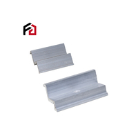 Pince d'extrémité solaire réglable pour système de montage solaire Support de toit lourd avec service de traitement de soudage Panneau d'accessoires solaires
