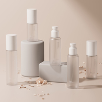 Flacon pulvérisateur en plastique d'eau de soin de la peau blanc à brume fine de 70ml 90ml 150ml 160ml pour cosmétiques en stock