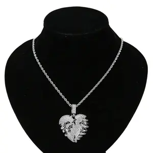 Cadena giratoria de hip hop con collar con colgante de corazon de circonita y 라톤 드 컬러 오로 리얼