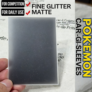 Pochettes pour cartes en PP finition mate 68,5x94mm, impression sérigraphique couleur personnalisée pour Pokémon PTCG Yu-Gi-Oh! Carte d'art Anime Waifu - Product Image 1