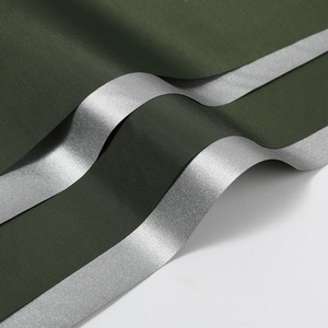 Approvisionnement d'usine léger PU argent revêtement ripstop polyester imperméable 210T taffetas <span class=keywords><strong>tissu</strong></span> pour housse de tente - Product Image 2