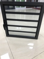 Fenêtres à persiennes en aluminium et verre trempé AMJ Commercial Design, fenêtres à volets en verre trempé, persiennes en aluminium