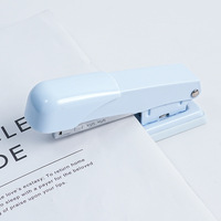 Meilleure vente ensemble de papeterie de bureau bleu agrafeuse transfrontalière à chaud distributeur de ruban ciseaux dissolvant d'agrafes en stock