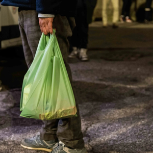 Sacs de courses détachables 1kg Biodégradables Compostables Verts 24+12x40 Taille 1920 Unités - Product Image 6