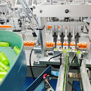 Qfw Cao Hiệu Quả Tự động Hóa Máy Lắp Ráp Cho Nắp Chai Son Môi Ống Mỹ Phẩm Container Ống Nhựa Máy Lắp Ráp - Product Image 5