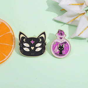 Bruja gato negro esmalte Pin cristal medicina botella <span class=keywords><strong>libro</strong></span> sombrero Punk Goth Halloween joyería accesorios solapa regalo amigos al por mayor - Product Image 2
