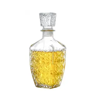 Confezione di bottiglie di vetro personalizzate all'ingrosso per brandy o whisky