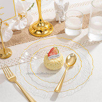Assiettes à dessert jetables en plastique transparent de luxe moderne, motif dentelle or martelé, personnalisables pour mariages et fêtes, vente en gros