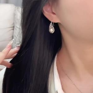 Boucles d'oreilles Wenchi S925 en argent pur, perles nid d'oiseau, élégantes, polyvalentes, creuses, en forme de cuillère, haut de gamme, goutte d'eau - Product Image 5