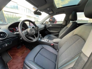 <span class=keywords><strong>Audi</strong></span> <span class=keywords><strong>A3</strong></span> Limusina 35 TFSI Edición Fashion 2020 2021 <span class=keywords><strong>2022</strong></span> Usado, Automático, Turbo, Cuero, R16, Volante a la Izquierda, Interior Claro - Product Image 4