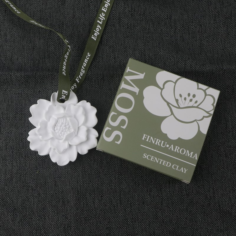 Stocked Ceramic Hanging Car Wardrobe Air Freshener Porcelain Flower Aroma Plaster Home Fragrance Scented Essential Oil Diffuser