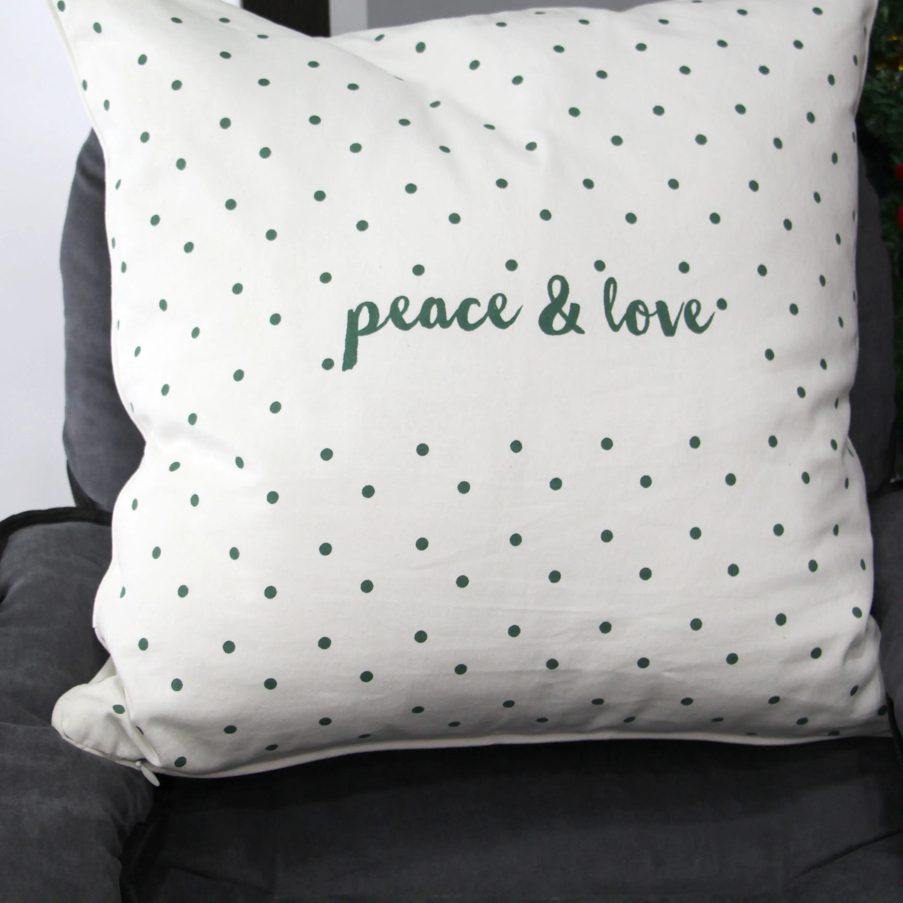 Pillowcase Love Pattern New Show Romantic Couple Cartoon Custom Cushion Pillow Cover Custom Cushion