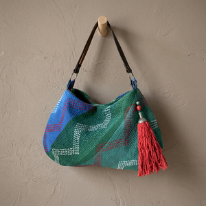 Sac à bandoulière Kantha brodé Sari - Product Image 3