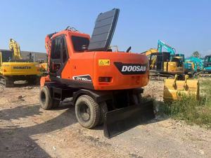 Excavatrice sur chenilles d'occasion Doosan DX150W-9C 15 tonnes, modèle 2025, excellent état, pompe hydraulique, équipement de construction, exploitation minière - Product Image 4