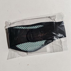 Parche térmico infrarrojo lejano para el cuello con turmalina, vendido como un pequeño regalo de salud con propiedades magnéticas. - Product Image 4