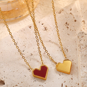 Collier pendentif en forme de cœur en alliage de zinc, collier en acrylique rouge pour femmes, bijoux cadeau - Product Image 3