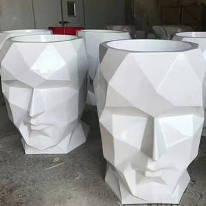 Escultura de Vaso Decorativo em Resina Leve, Artesanal e Pintada à Mão, de Alta Qualidade, à Prova d'Água, para Atacado - Product Image 2