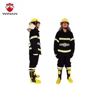 高品质消防服装，包括头盔腰带靴手套