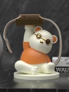 Support de Charge Créatif en Résine Sculptée Faite à la Main et Peinte à la Main pour Apple Watch – Ornement Élégant en Forme de Cœur pour la Maison - Product Image 2