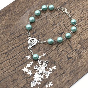 Bracelet chapelet vintage en perles bleues pour femmes, imitation perle, charme croix en argent tibétain, bijoux cadeau - Product Image 1