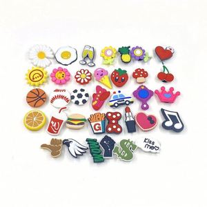 Breloques de chaussures en PVC à thèmes multiples, design personnalisé, vente en gros, boutons détachables DIY, décorations 2D mignonnes et tendance - Product Image 5