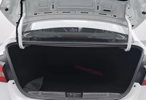 Chery <span class=keywords><strong>Ares</strong></span> 5 Pro 1.5 Édition Jeunesse 2023 avec transmission manuelle. Voiture d'occasion 5 places - Product Image 5