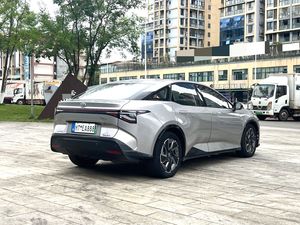 Auto Elettriche Toyota Nuove e Usate: Toyota bZ3 2024 <span class=keywords><strong>Elite</strong></span> PRO Automatica 517km, Mini Auto Elettrica Tesla, Auto Toyota di Seconda Mano - Product Image 6