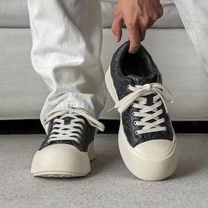 Chaussures d'été - Chaussures décontractées à semelles épaisses pour hommes et femmes, chaussures tendance de niche, baskets blanches polyvalentes - Product Image 3
