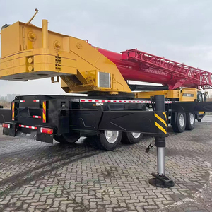 Grúa sobre Camión Usada STC800T6 de 80 Toneladas, Pluma de 57.6m de 5 Secciones, Brazo de 17.5m, Lista para Trabajar - Product Image 3