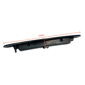 Feu Stop Central LED 12V 3W LY323 pour Peugeot 107 et Citroën C1 – Feu d'Avertissement - Product Image 3
