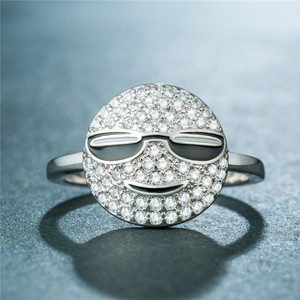 Bague mignonne en forme de visage souriant pour femmes, bijou de doigt créatif et amusant, tendance et original - Product Image 4