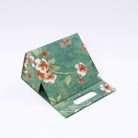 Boîte en carton triangulaire personnalisée à la mode, boîte pliante de luxe faite à la main avec aimant magnétique, emballage cadeau en papier avec logo