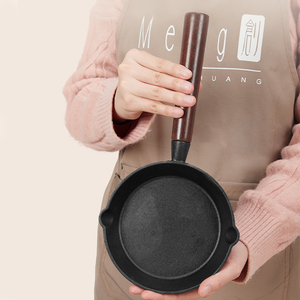 Poêle <span class=keywords><strong>en</strong></span> <span class=keywords><strong>fonte</strong></span> miniature très vendue, style américain, petite poêle à frire, pot à huile, adapté aux cuisinières à gaz et aux plaques à <span class=keywords><strong>induction</strong></span> - Product Image 5