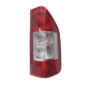 Fanale posteriore ricambi Auto 0008261656 9018202464 per Benz W901-904 velocista Van velocista <span class=keywords><strong>901</strong></span> <span class=keywords><strong>902</strong></span> <span class=keywords><strong>903</strong></span> - Product Image 1