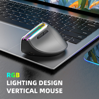 Mouse vertikal Bluetooth 2.4G, tetikus vertikal tiga Mode ergonomis dapat diisi ulang komputer tanpa kabel ergonomis RGB Backlit