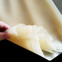 Off Feuille de latex transparente 0.4mm Feuille mince Rouleaux en vrac de latex naturel à 42 "de large