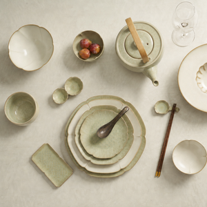 Service à thé en céramique de style asiatique avec théière et tasses en grès à glaçure réactive, poignée en bois – Idéal pour hôtels, restaurants, boutiques – Vente en gros - Product Image 5