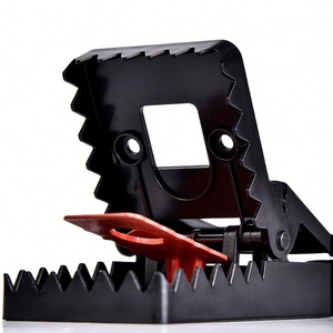 Piège à souris en plastique réutilisable pour la maison et la cuisine - Product Image 3