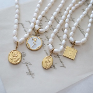จี้ห้อยรูปทรงวงรี สี่เหลี่ยม วงกลม เปลือกหอย ดอกกุหลาบ ชุบทองโบราณ ขายส่ง - Product Image 1