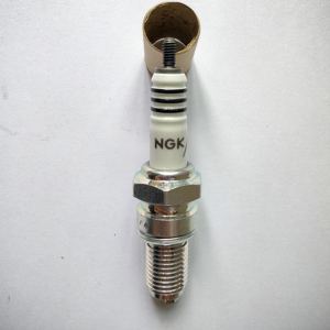 Original NGK Bujias Motocicleta Motor Velas De Faísca 6681 DR8EIX Para Suzuki Bandit 1200/S 1200cc , GSX1100S 1100cc, GSX750E 750cc - Product Image 4