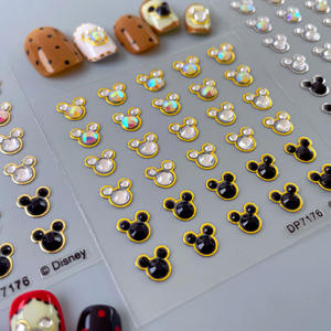 หมุดโลหะประดับพลอยเทียมสีทอง & สีรุ้งสำหรับตกแต่ง<span class=keywords><strong>เล็บ</strong></span>ระดับต<span class=keywords><strong>ก</strong></span>แต่งเล็บได้รับใบอนุญาต3D หัวมิค<span class=keywords><strong>ก</strong></span>ี้ของดิสนีย์ - Product Image 4