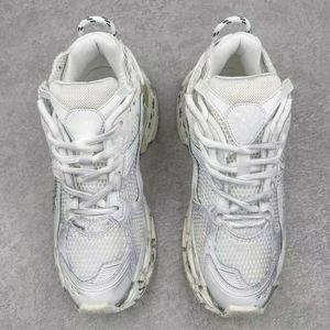 Zapatillas Deportivas de Lujo para Hombre 2026 Track 3.0 con Luces LED, Ligeras, Transpirables, para Correr al Aire Libre, Brillantes en la Noche - Product Image 4