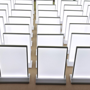 Tùy chỉnh A4 hai mặt LED menu ánh sáng hộp có thể sạc lại truy cập máy tính để bàn bảng đứng nhôm poster hình chữ nhật cho quảng cáo - Product Image 4