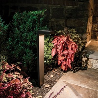 Lampe LED carrée moderne en acier inoxydable Corps en aluminium IP65 Lampes de jardin à énergie solaire pour l'extérieur Lampe solaire moderne
