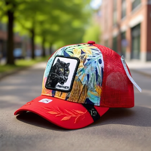 Cappello Trucker Panther Rosso in Rete Regolabile Unisex a 6 Pannelli Stile Streetwear Primavera Estate Casual con Ricamo sul Pannello Frontale - Product Image 2