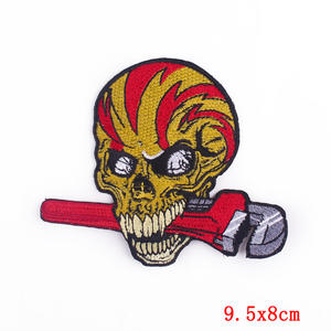 ゴスロックパンクカスタムスカル刺繍アイアンオンパッチ装飾生地パッチカスタムデザイン刺繍パッチジャッカー服 - Product Image 4