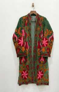 เสื้อคลุมกิโมโนผ้ากำมะหยี่สีม่วงยาว ระบายอากาศได้ดี งานแฮนด์เมดสำหรับผู้หญิง ปักลายด้วยมือ ผ้าฝ้าย สำหรับงานเทศกาล  ชุดคลุมสไตล์อุซเบก - Product Image 5
