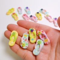 Miniatures de chaussures tongs en résine Kawaii sur le thème de la plage d'été, cabochons à dos plat pour la décoration artisanale DIY