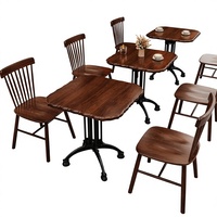 Table et chaises de salle à manger en bois massif de style médiéval, personnalisables pour cafés, restaurants occidentaux, hôtels, ensembles table-chaise